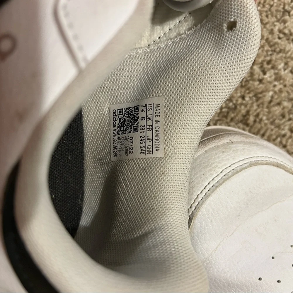 Adidas White and Black Sneakers - Picture 4 of 4